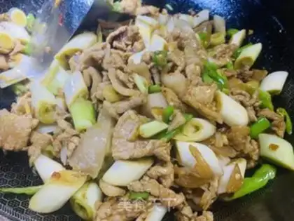 Make Onion fried meat step 12