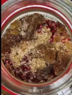 Make Pomegranate vinegar step 4