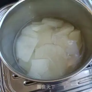 Make Autumn pear step 4