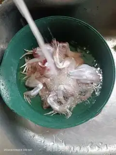 Make A dry pot, a purple soufflé step 0