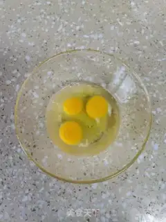 Make Shrimp omelet soup step 0