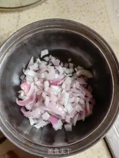 Make Onion platters step 0