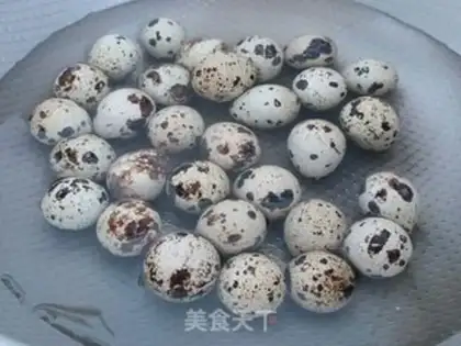 Make Red roast quail eggs step 1
