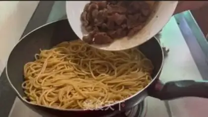 Make Sand and beef pasta step 11