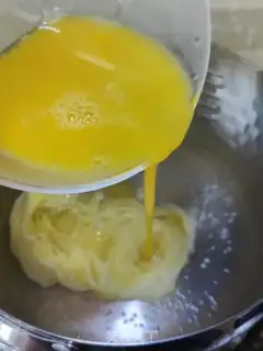 Make Shrimp omelet soup step 5