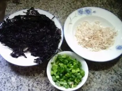 Make Eggs and eggs step 1