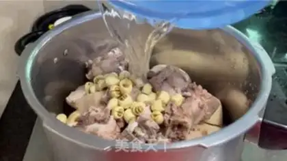 Make Double-love ribs soup step 7