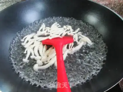 Make The roasted ham and the white mushrooms step 1
