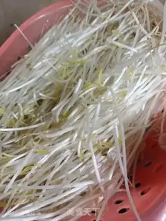 Make Green bean sprouts step 0
