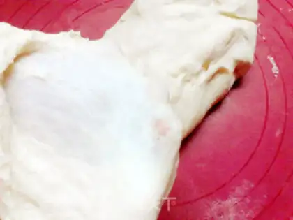 Make Cranberry walnut bun step 3