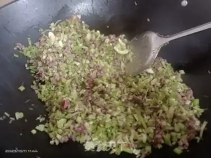 Make Celery roast beef step 4