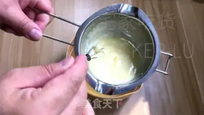 Make Scribbles of tea step 7