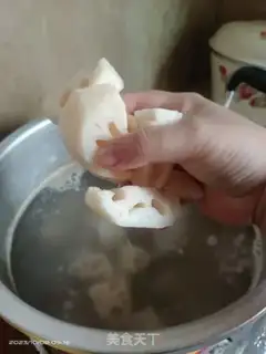 Make The Dragon Bone Lotus soup step 3