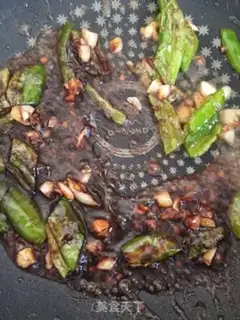 Make Pepper fried eggs step 5