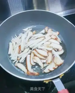 Make Two mushrooms of celery step 3