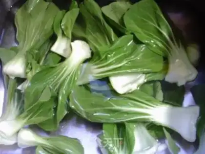 Make Tea mushrooms, skinny eggs, veggies step 2