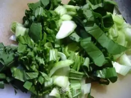 Make Tea mushrooms, skinny eggs, veggies step 4