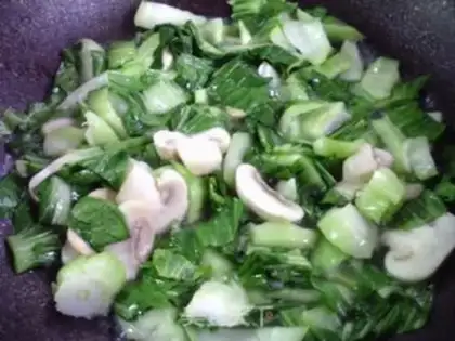 Make Mushroom eggs and vegetables step 10