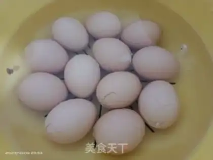 Make Five spicy tea eggs step 3