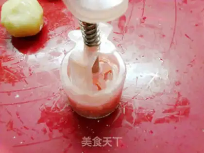 Make A moon cake step 19