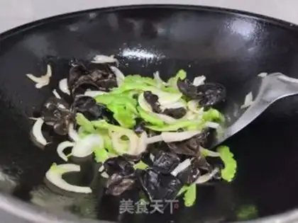 Make Onion mollusks step 2