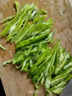 Make Beef and vegetable noodles step 1