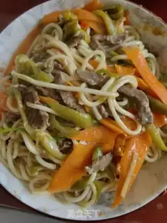 Make Beef and vegetable noodles step 8
