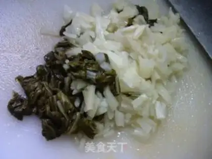 Make The green pepper, the sour chicken, the cabbage step 2