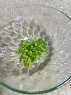 Make Squeeze the eggs step 1