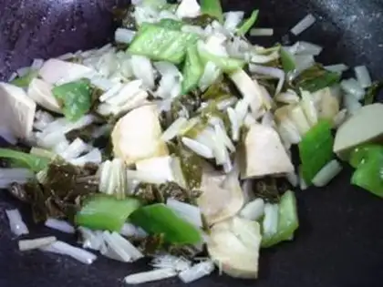 Make The green pepper, the sour chicken, the cabbage step 5