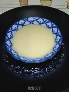 Make Squeeze the eggs step 6