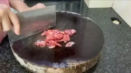 Make Blue salami fried rice step 2