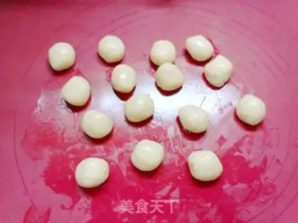 Make A simple version of the moon cake step 12