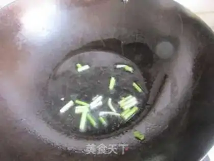 Make Squirty fishball soup step 0