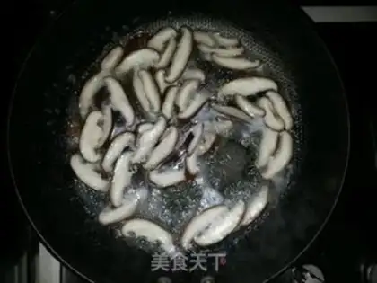 Make Squirty fishball soup step 1