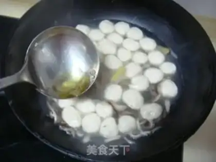 Make Squirty fishball soup step 2