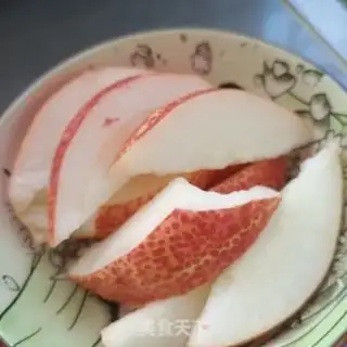 Make Ice cream and rainbow pear step 1