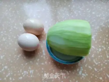 Make Egg meat and Tommy powder step 0