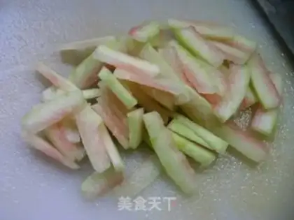 Make Watermelon peeled with beans step 3