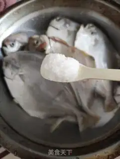 Make Smelt shrimp congee step 2