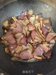 Make Pyramid-dried pork step 5