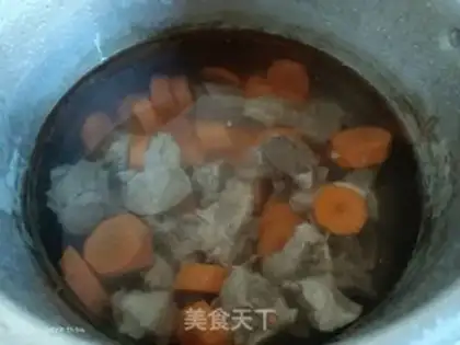 Make Dragon bone carrot soup step 1