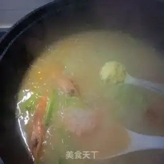 Make Smelt shrimp congee step 11