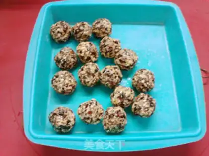 Make Winter cashews, double-berries step 5