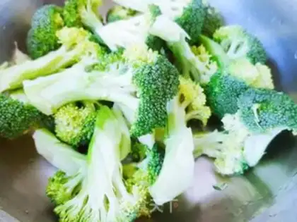 Make Beef butter with broccoli step 1
