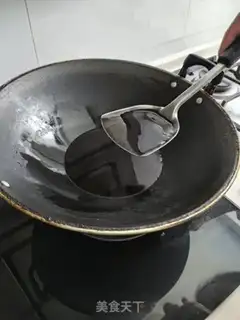 Make Ice cream pig hoof step 3