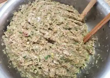 Make Pork onion dumplings step 2