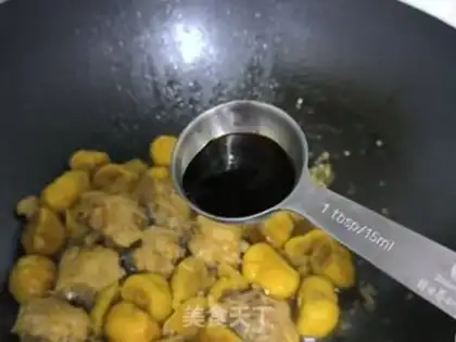 Make Red scrunch wings step 5