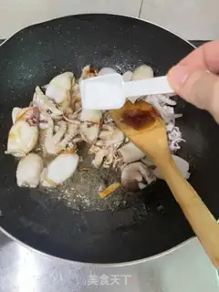 Make Garlic celery fried pipe step 10