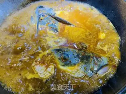 Make Spicy perfume fish step 13